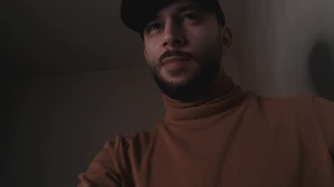 HenryAxe online show from April 19, 8:15 am