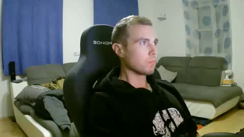 John Pearl online show from February 16, 7:34 pm