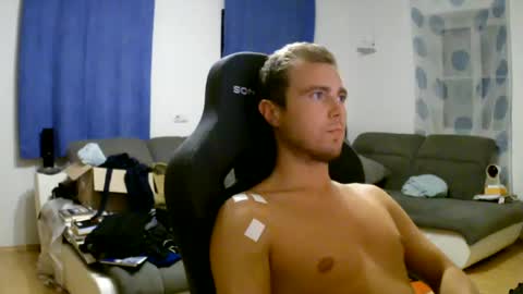 John Pearl online show from July 31, 6:42 pm