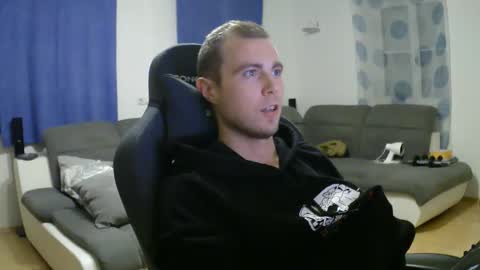 John Pearl online show from December 2, 3:43 pm