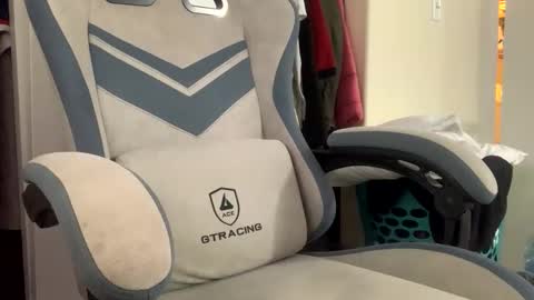 here4fantasyyy online show from September 17, 1:09 am