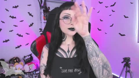  Marie  online show from April 6, 3:46 pm