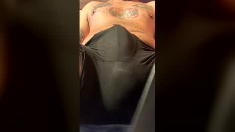 heterocurioso222 online show from April 12, 4:55 pm