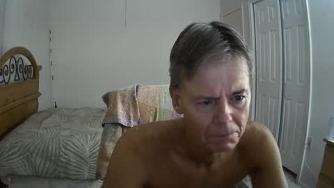 hewes1 online show from September 25, 6:31 am