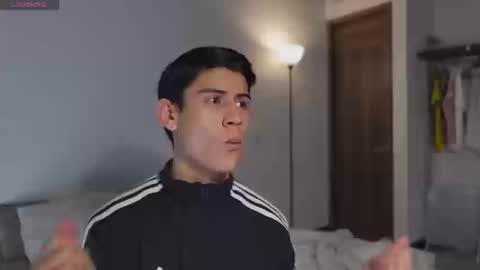 hey_cesard online show from March 18, 2:01 pm