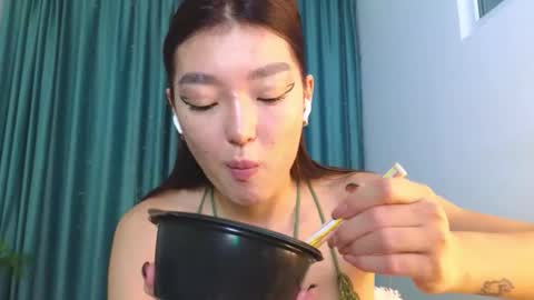 Audrey online show from November 7, 3:47 pm