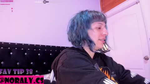 Noraly  online show from March 20, 4:28 am