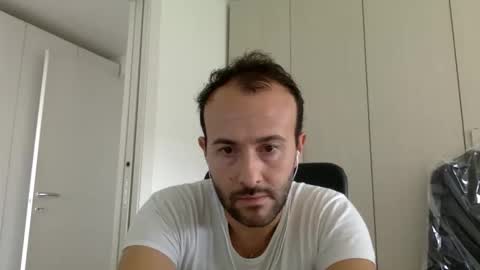 hhombre online show from September 18, 9:24 am