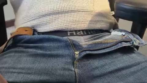 hifrommn1 online show from March 2, 5:41 pm