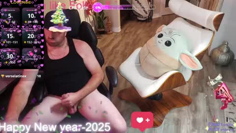 Snapshot of highclass92i chatting on January 4, 4:43 pm High4This online show from January 4, 4:43 pm