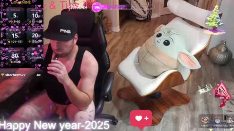 Snapshot of highclass92i chatting on January 11, 8:33 am High4This online show from January 11, 8:33 am