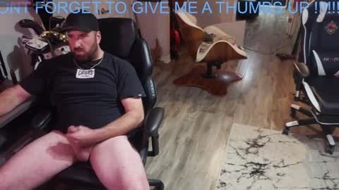 Snapshot of highclass92i chatting on January 6, 6:41 pm High4This online show from January 6, 6:41 pm