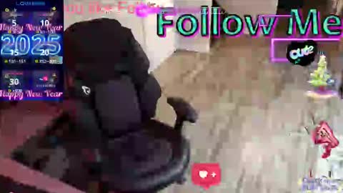 Snapshot of highclass92i chatting on March 7, 4:23 am High4This online show from March 7, 4:23 am