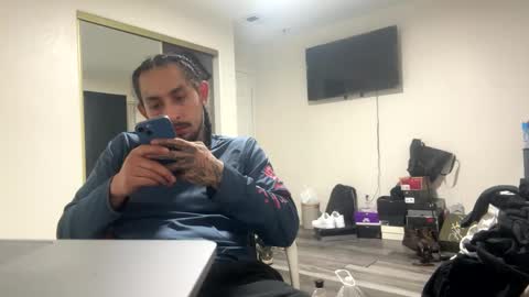 Snapshot of hihello7777 chatting on October 6, 3:46 am hihello7777 online show from October 6, 3:46 am