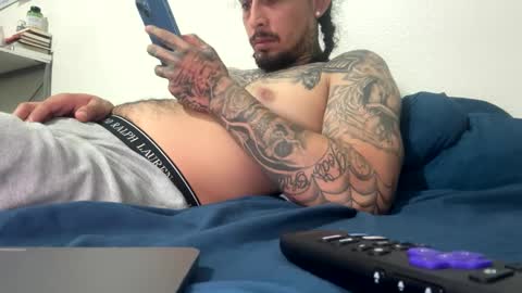 Snapshot of hihello7777 chatting on October 7, 3:46 am hihello7777 online show from October 7, 3:46 am