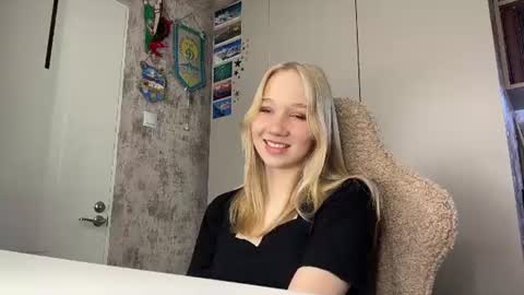 Emma online show from July 25, 7:28 am