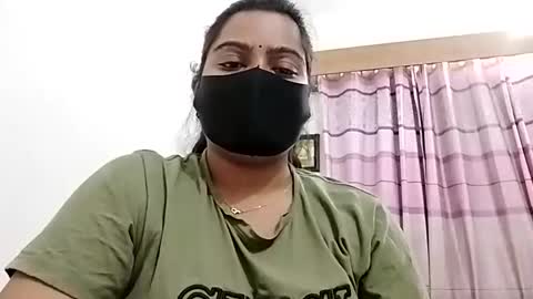 himuhimu22 online show from November 20, 7:44 pm