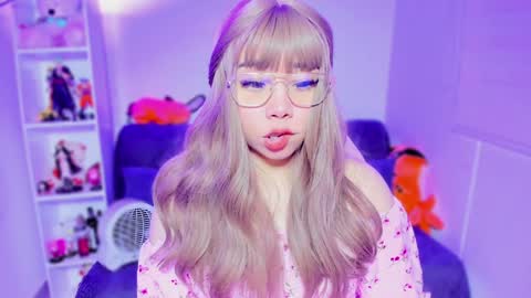 Hinata online show from December 21, 5:25 am