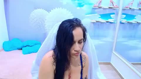 hinataii online show from February 22, 4:05 am