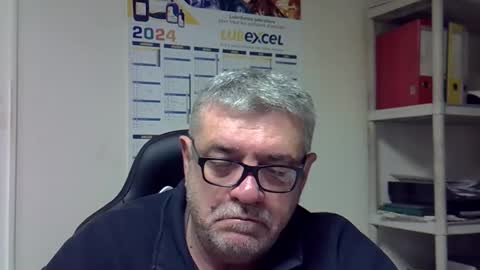 hippo online show from December 10, 6:44 am