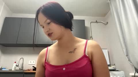 Snapshot of hirokobab chatting on October 22, 2:08 pm Viola online show from October 22, 2:08 pm