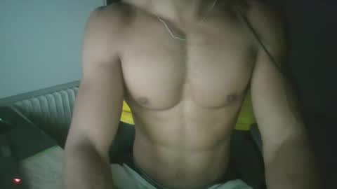 Snapshot of hiseres11 chatting on October 19, 1:43 am Hiseres online show from October 19, 1:43 am