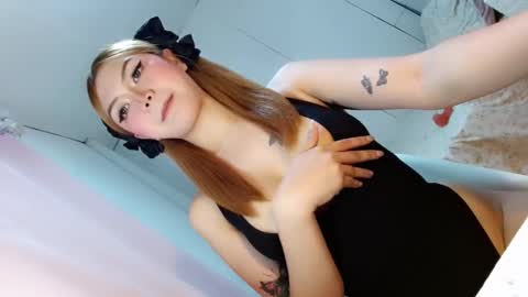 welcome here guys online show from March 25, 12:01 pm