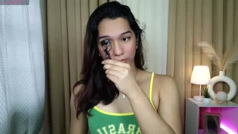 Hoelymorri online show from January 7, 5:45 am