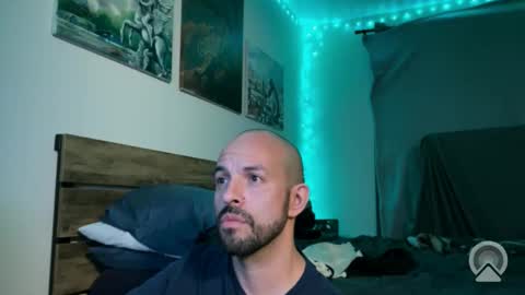 holesucker555 online show from October 24, 12:39 pm