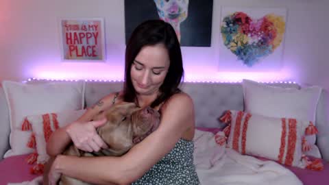 Holi Hurricane online show from March 4, 4:31 am