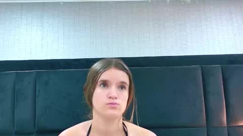 Holly online show from March 3, 8:38 pm