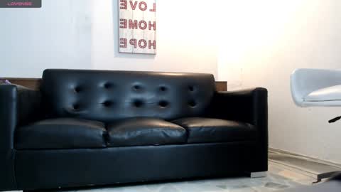 holy_sin online show from January 4, 5:37 pm