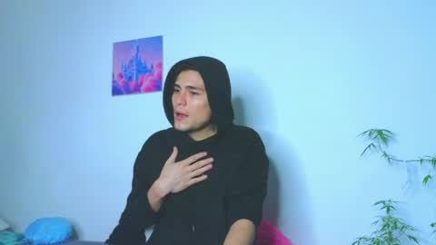      online show from April 5, 5:48 am