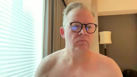 Daffy online show from December 14, 1:23 am