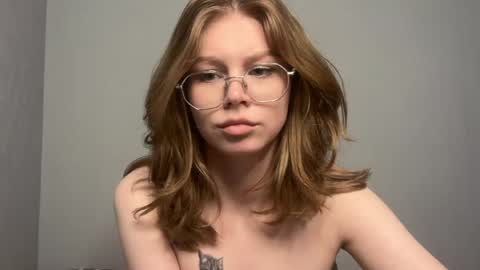 Lilith and Ellie  online show from June 5, 4:08 am