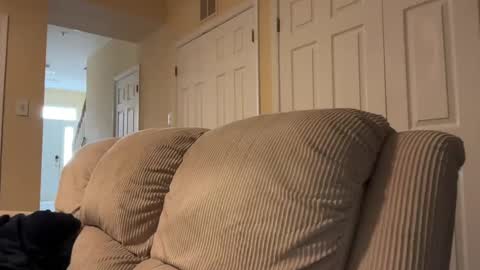 honey_man14 online show from February 17, 1:55 pm