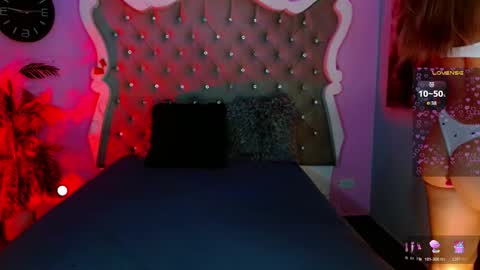 honey_moontsts online show from February 18, 12:05 pm