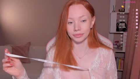 honeyautumn online show from March 18, 1:00 am