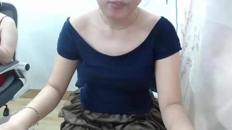 honeybaby2k online show from November 18, 6:49 am