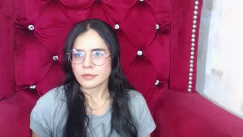 Emily online show from December 18, 4:13 pm