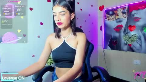 HONEY LUXE online show from June 18, 8:58 pm