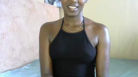 Snapshot of honeypie78 chatting on September 18, 12:42 pm Becky online show from September 18, 12:42 pm