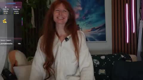 Noelle online show from November 1, 3:39 am