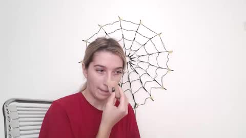 honeyveil online show from October 27, 11:43 am