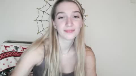 honeyveil online show from November 7, 2:30 pm