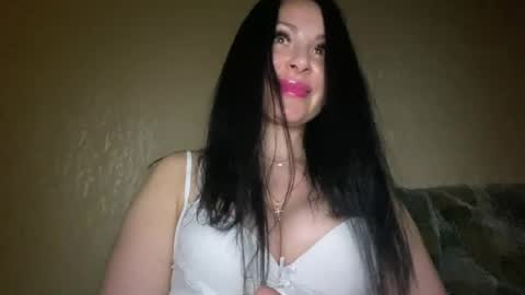 honeyvibe26 online show from June 7, 9:31 pm