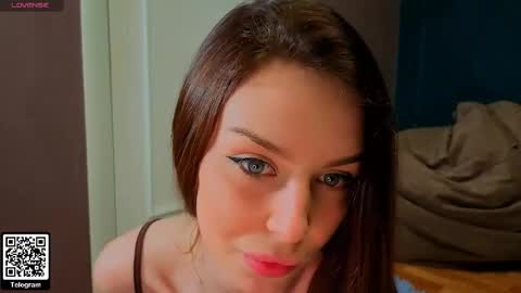 the perfectgirl online show from May 5, 7:41 pm