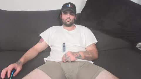 hoodieaj0318 online show from July 21, 2:35 am
