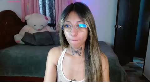 Hoollly Jones online show from January 12, 5:42 pm