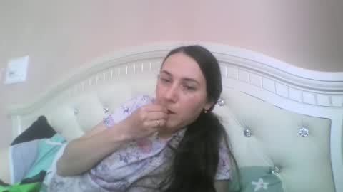hootloove69 online show from May 17, 4:16 pm